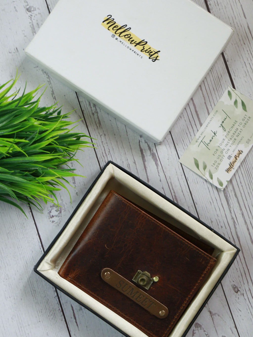 Personalised gift name wallet for man By mellowprints.com